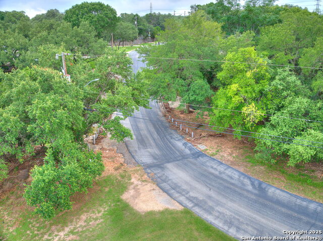 Listing photo id 23 for 16602 Springhill