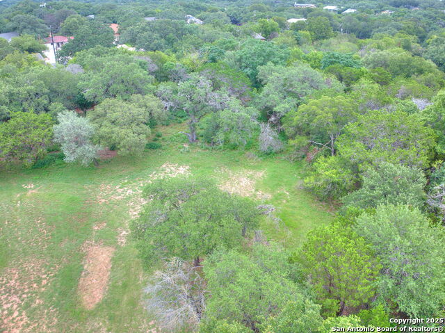 Listing photo id 24 for 16602 Springhill