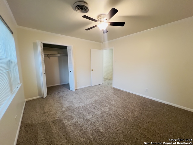 Listing photo id 14 for 102 Ruelle Ln 210