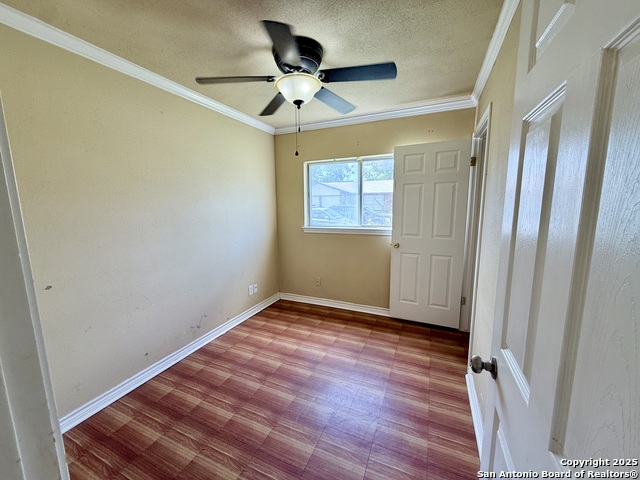 Listing photo id 18 for 5731 Timber Bend