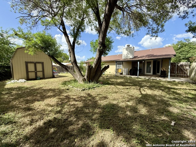 Listing photo id 28 for 5731 Timber Bend