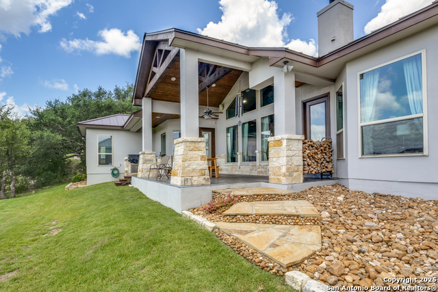 Listing photo id 34 for 109 Towne View Circle