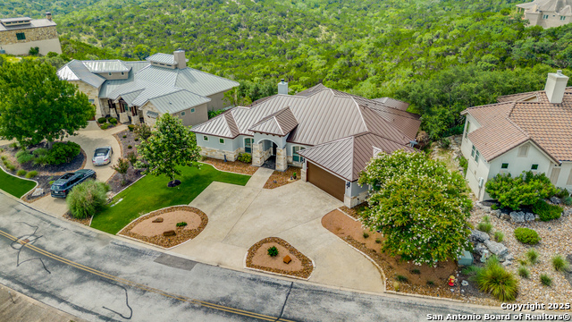 Listing photo id 38 for 109 Towne View Circle