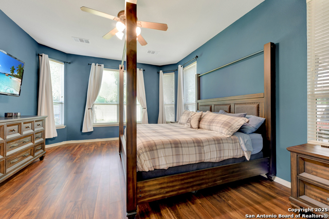 Listing photo id 13 for 10502 Black Horse