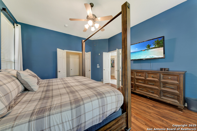 Listing photo id 14 for 10502 Black Horse