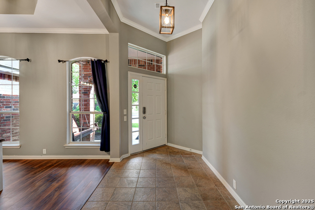 Listing photo id 2 for 10502 Black Horse