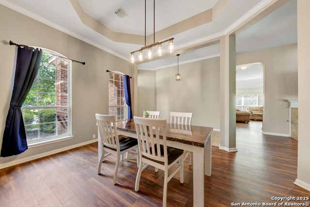 Listing photo id 4 for 10502 Black Horse