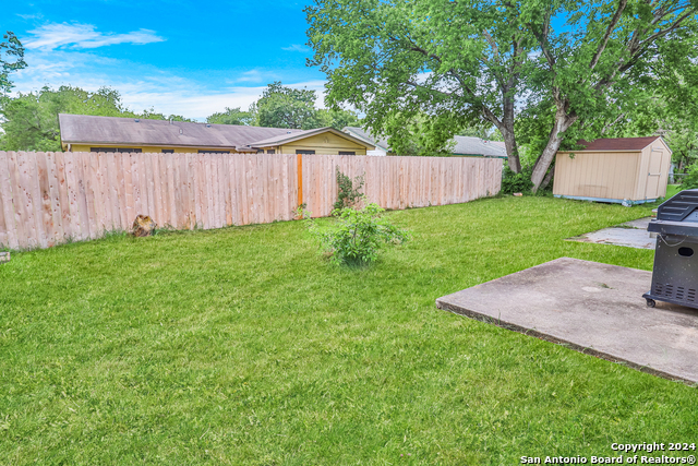 Image 25 of 26 For 5702 Woodgreen