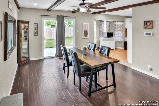 Image 6 of 26 For 5702 Woodgreen