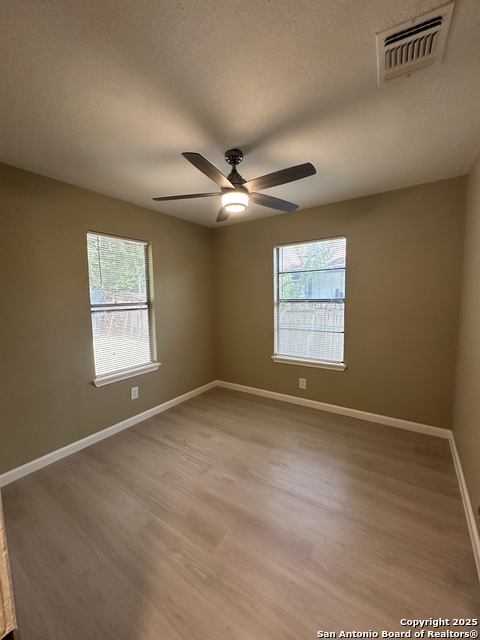 Listing photo id 10 for 3718 Bremen