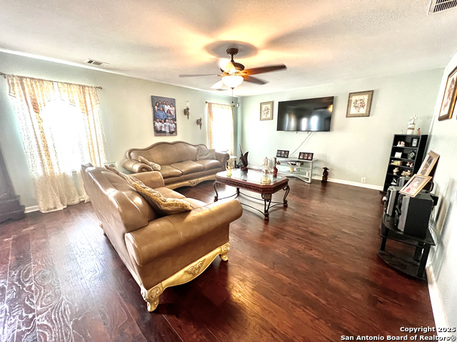 Image 11 of 27 For 10006 Bradley Oak
