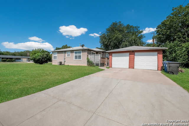 Listing photo id 14 for 1503 Donaldson Ave