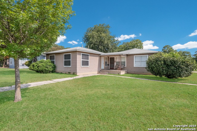 Listing photo id 0 for 1503 Donaldson Ave
