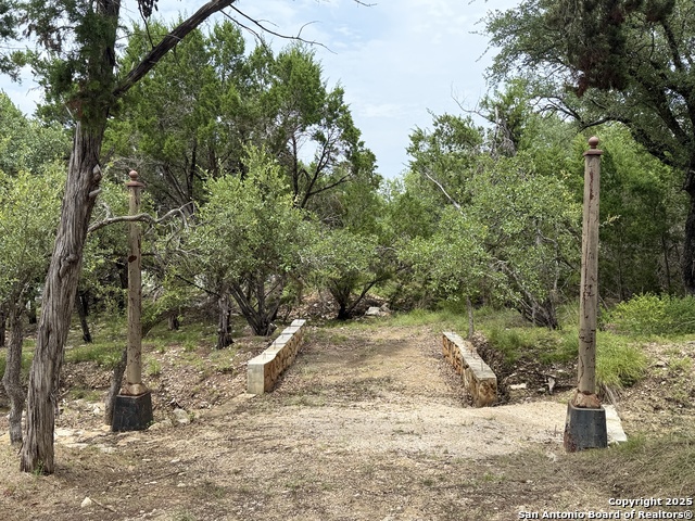 Image 2 of 14 For 724 And 732 Ledgeview