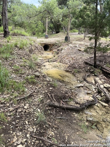 Image 5 of 14 For 724 And 732 Ledgeview