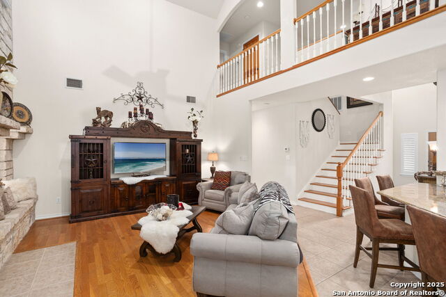 Image 19 of 46 For 218 Deerwood