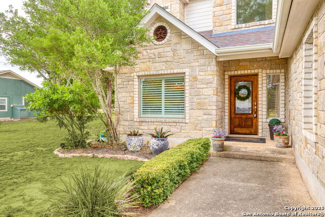 Image 3 of 46 For 218 Deerwood
