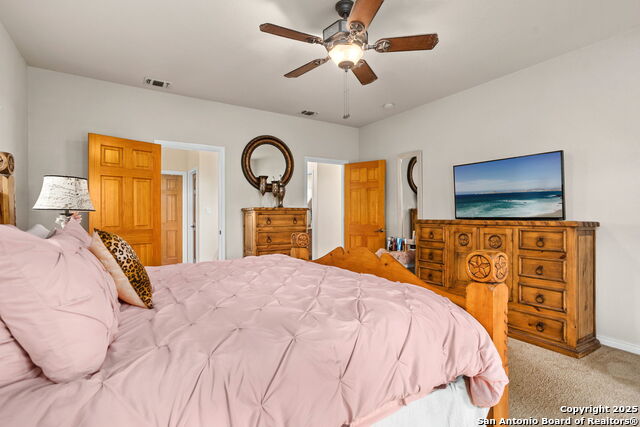 Image 30 of 46 For 218 Deerwood