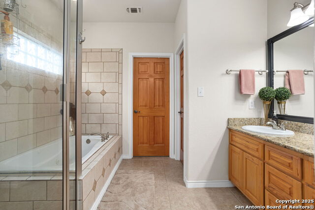 Image 31 of 46 For 218 Deerwood