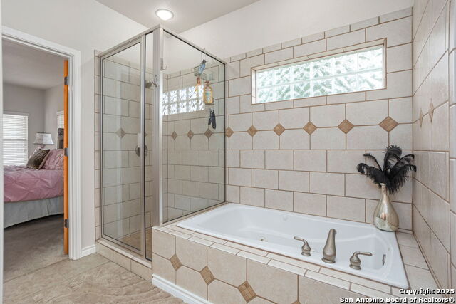Image 33 of 46 For 218 Deerwood