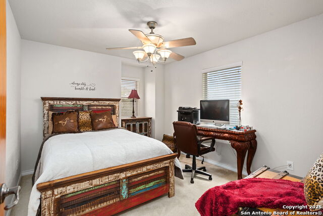 Image 35 of 46 For 218 Deerwood