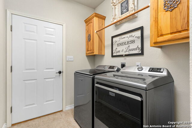 Image 40 of 46 For 218 Deerwood
