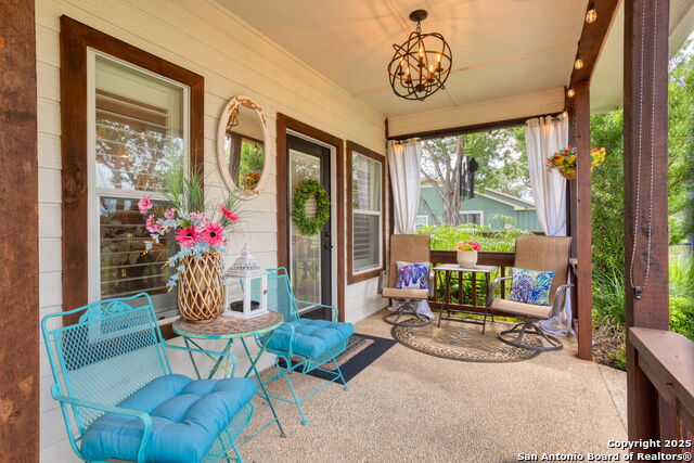 Image 45 of 46 For 218 Deerwood