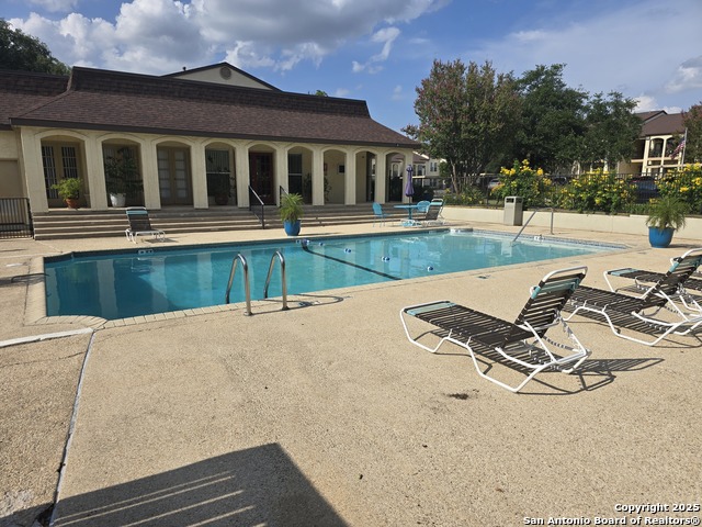 Image 18 of 24 For 8702 Village Dr  143