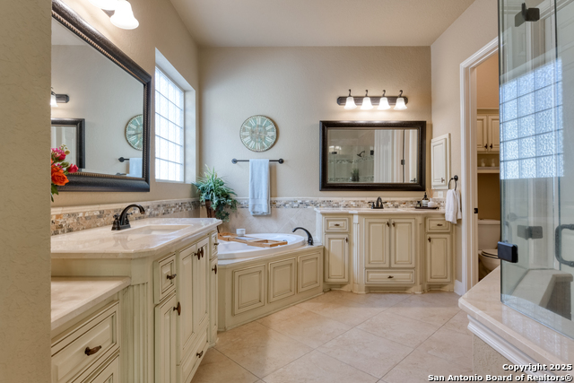 Listing photo id 18 for 2727 Wonderview