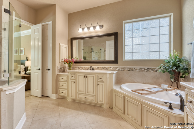Listing photo id 19 for 2727 Wonderview