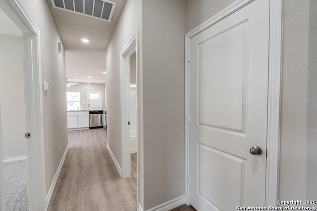 Image 13 of 27 For 228 Martindale St W