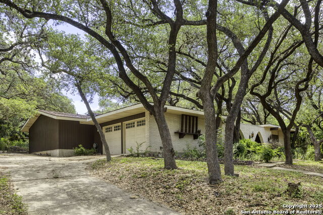 Listing photo id 0 for 9614 Tioga  