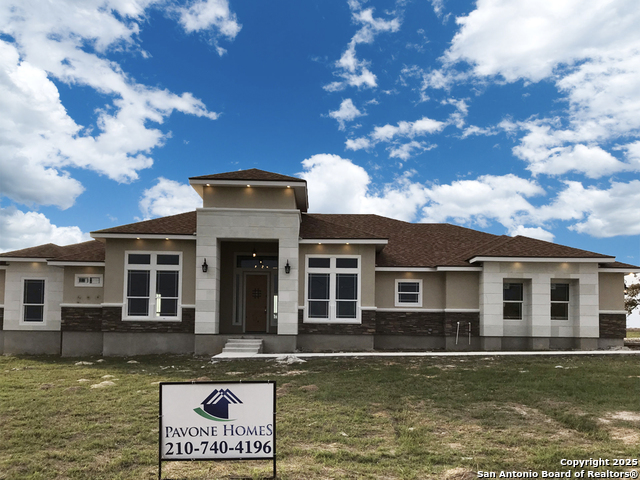 Details for 112 Estates Dr, La Vernia, TX 78121