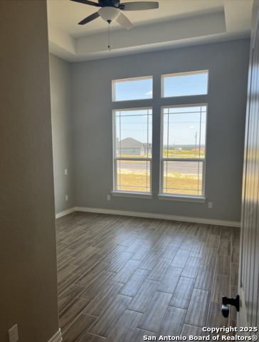 Image 11 of 13 For 112 Estates Dr