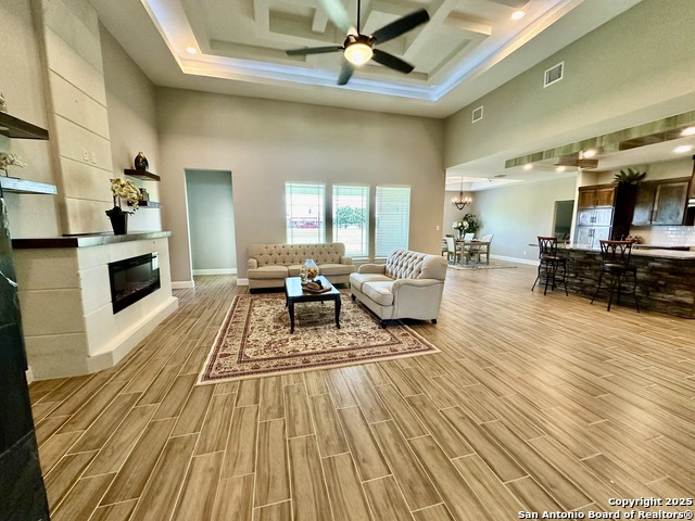 Image 8 of 13 For 112 Estates Dr