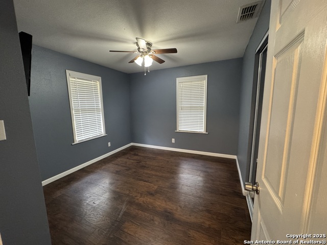 Image 13 of 25 For 272 Weatherby Dr