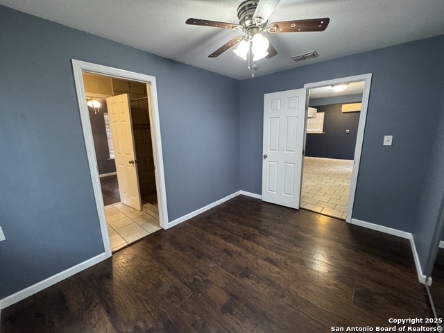 Image 16 of 25 For 272 Weatherby Dr