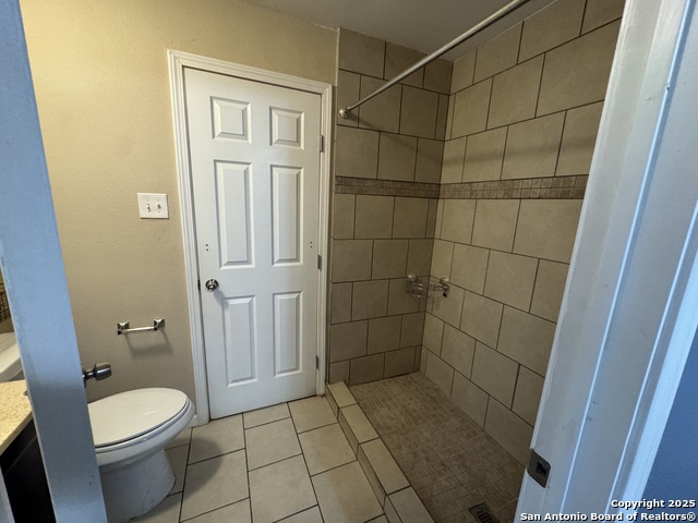 Image 17 of 25 For 272 Weatherby Dr