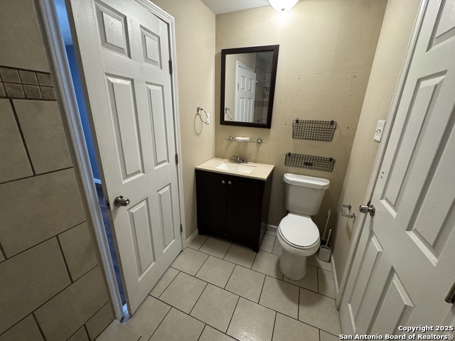 Image 18 of 25 For 272 Weatherby Dr