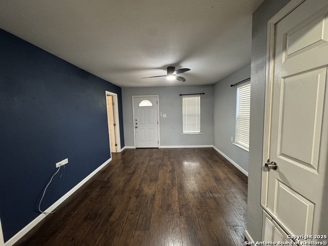 Image 5 of 25 For 272 Weatherby Dr