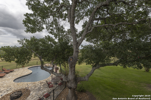 Image 35 of 103 For 241 Seewald  