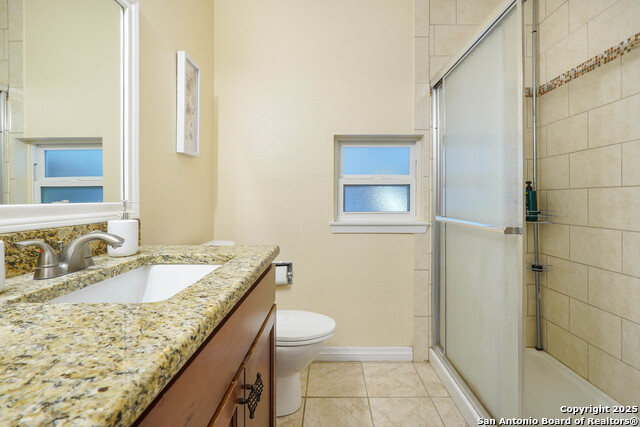 Image 11 of 47 For 6600 & 6602 Southpoint St.