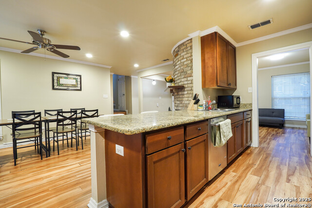 Image 8 of 47 For 6600 & 6602 Southpoint St.