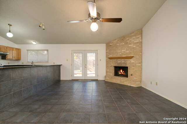 Image 5 of 20 For 6619 Honey Hill