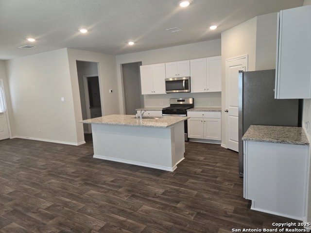 Image 5 of 23 For 5010 Wichita Pike