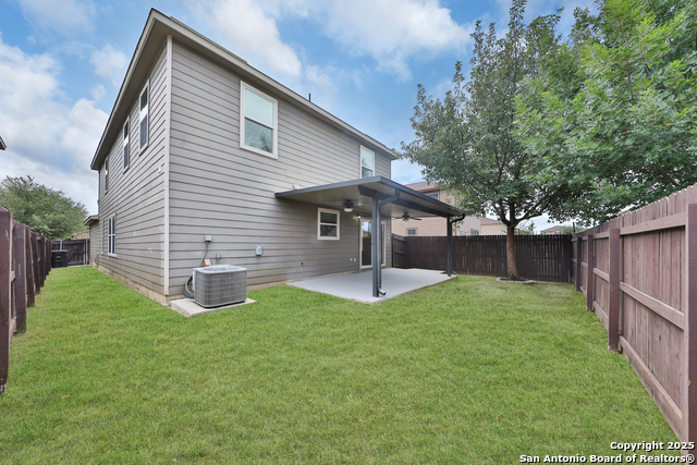 Listing photo id 28 for 9639 Pleasanton Cove