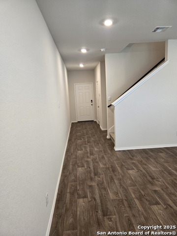 Listing photo id 9 for 14010 Shale Path