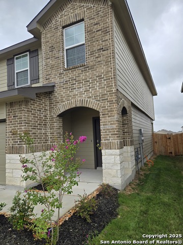 Listing photo id 1 for 14010 Shale Path