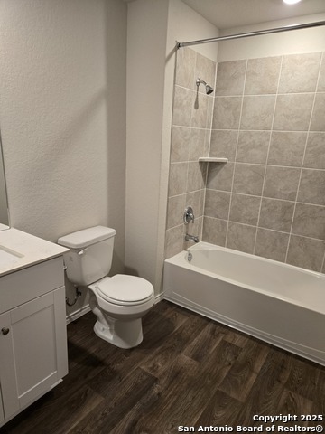 Listing photo id 7 for 14010 Shale Path