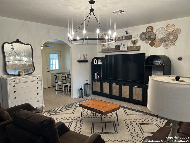 Listing photo id 17 for 2240 Stonehaven